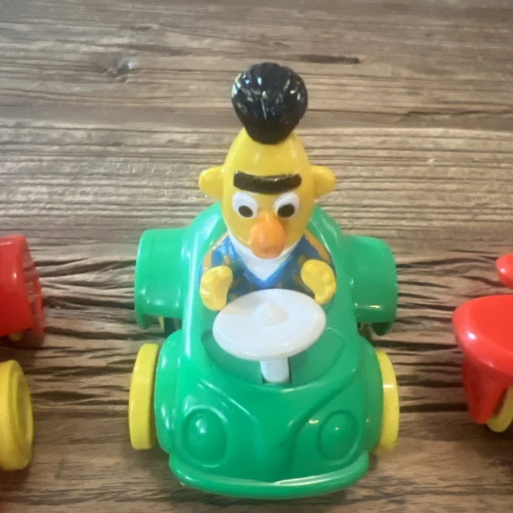 Vintage illco Jim Henson Sesame Street Big Bird Bert Cookie Monster Collectibles